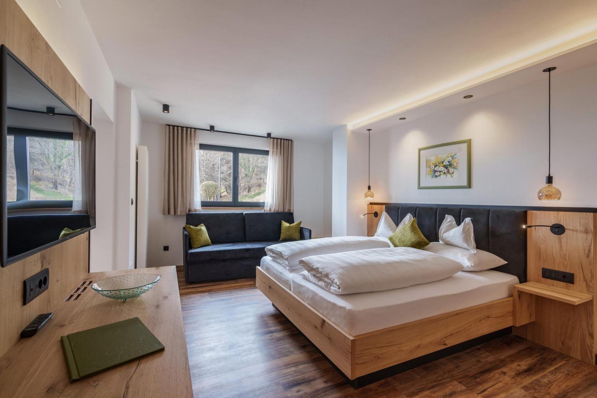 Lechner Hotel